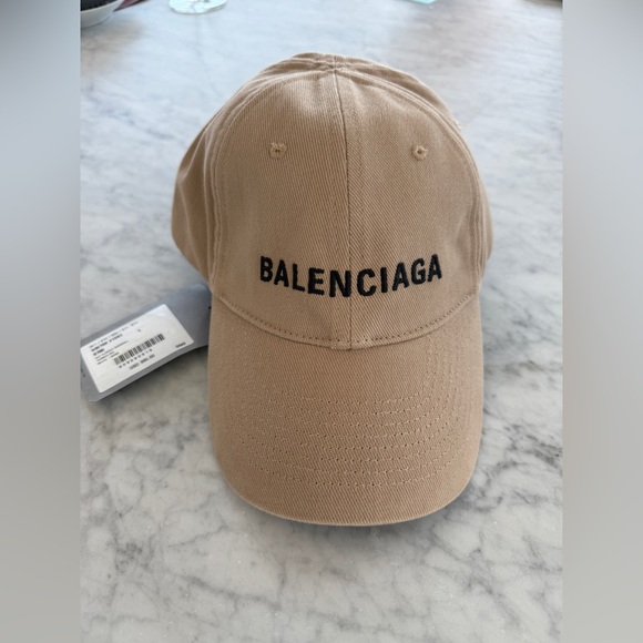 NWT Balenciaga tan hat - Picture 1 of 8